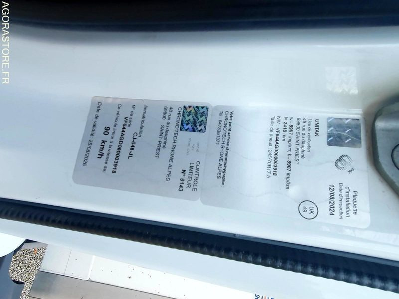 LKW CAMION PORTEUR RENAULT ATELIER ET BASE DE VIE