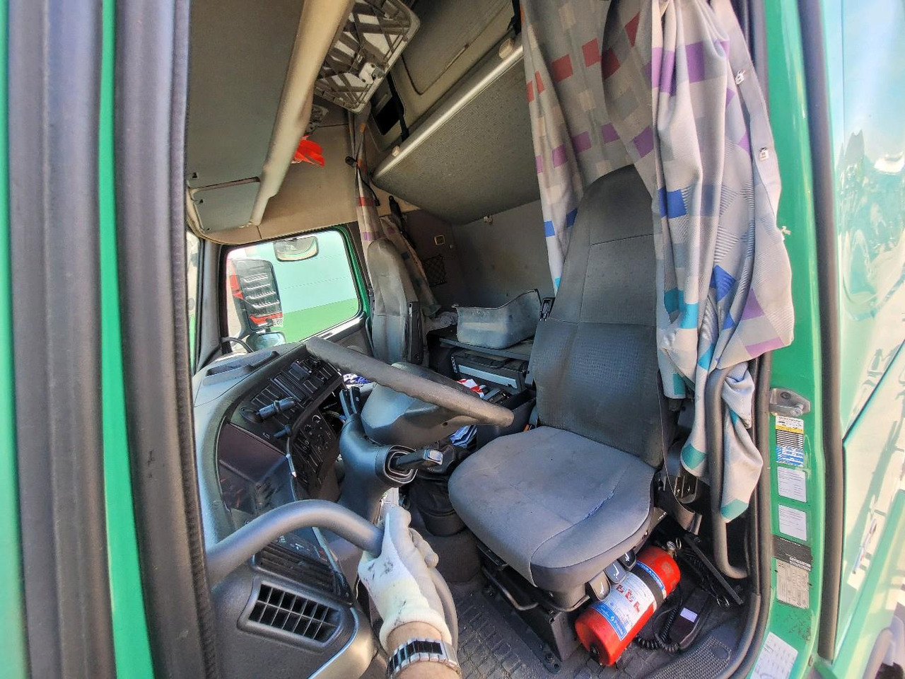 Containerwagen/ Wechselfahrgestell LKW VOLVO FH12 420 GLOBETROTTER