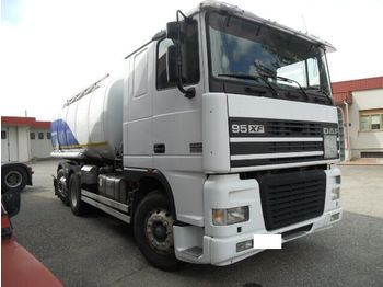 Tankwagen Für die Beförderung von Kraftstoff DAF XS 95.480 adr: das Bild 1