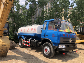 Tankwagen DONGFENG Water tanker truck: das Bild 1