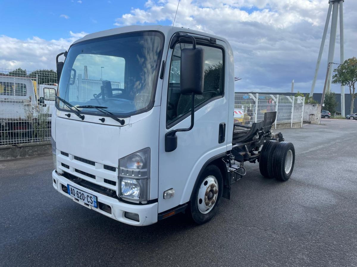 Fahrgestell LKW Isuzu