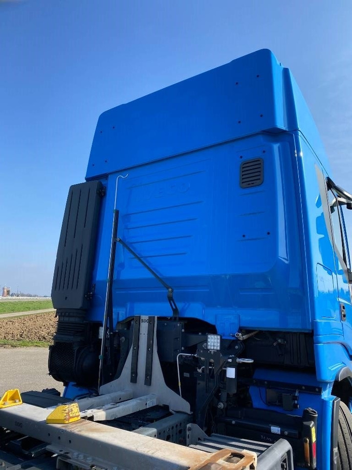 Fahrgestell LKW Iveco STRALIS 460NP LNG RETARDER