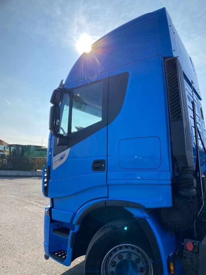 Fahrgestell LKW Iveco STRALIS 460NP LNG RETARDER