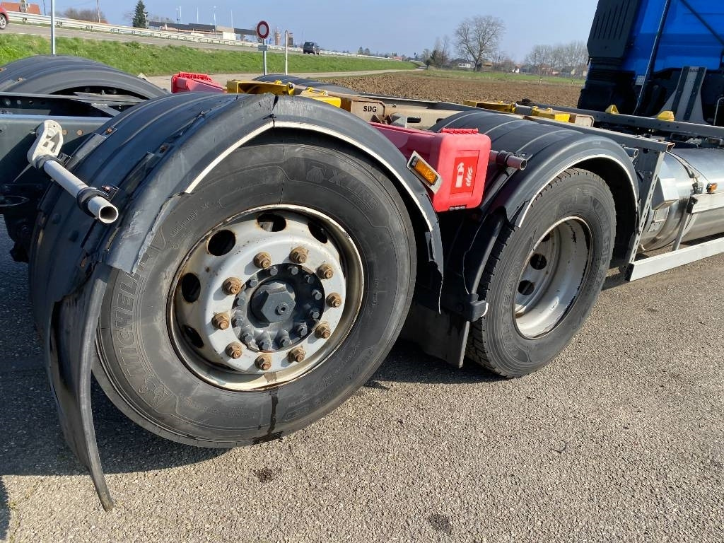 Fahrgestell LKW Iveco STRALIS 460NP LNG RETARDER