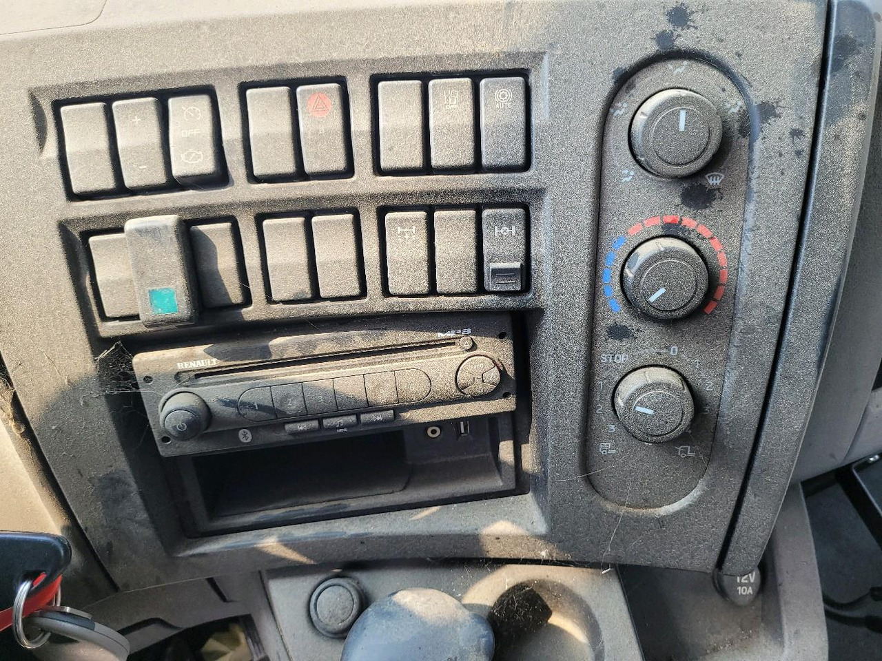 Fahrgestell LKW RENAULT D12