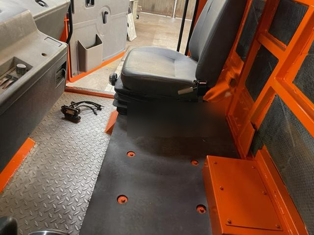 Fahrgestell LKW UNIPOWER MPI BT 120