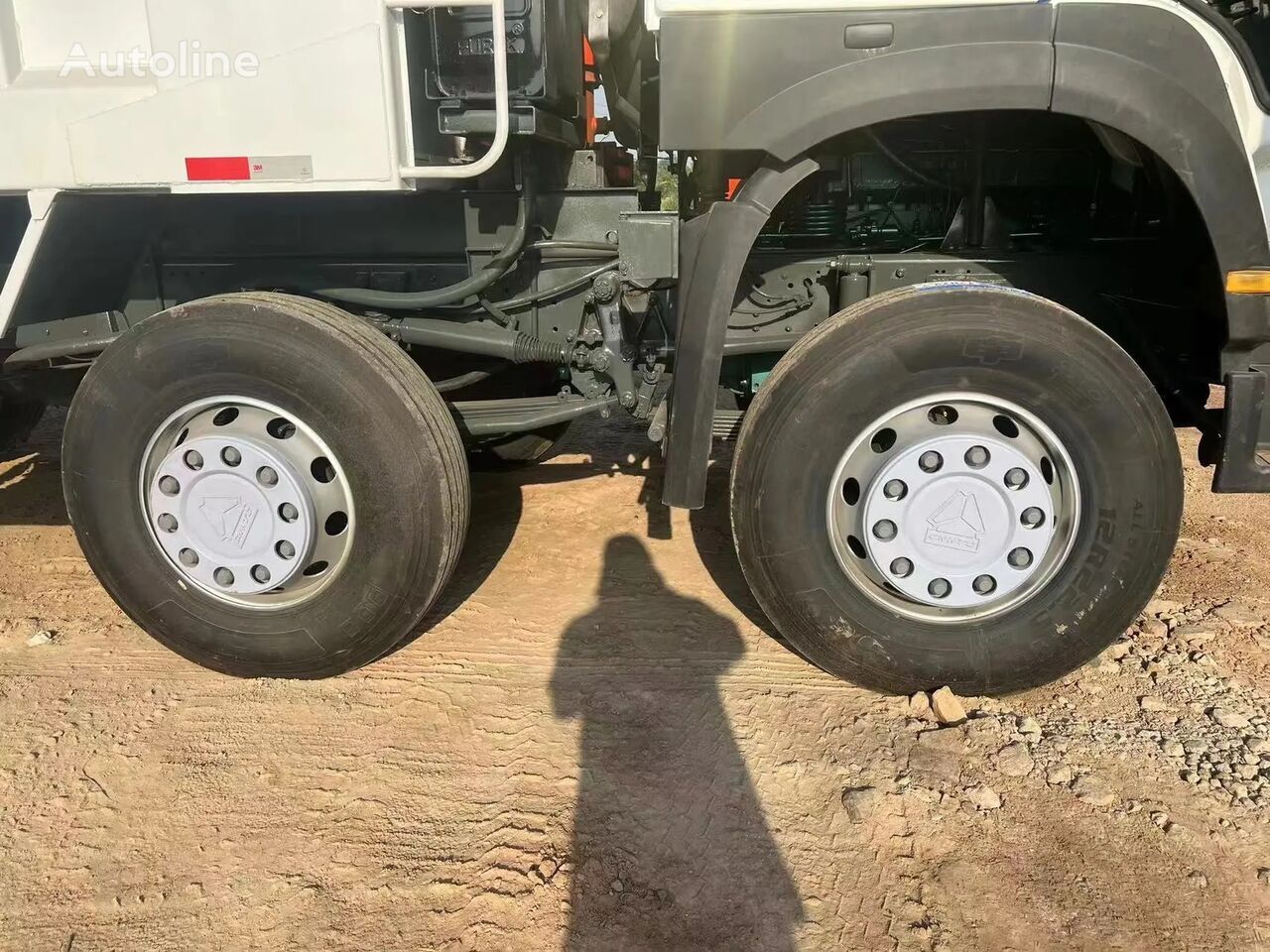 Kipper HOWO Sinotruk 12 wheels tipper truck right hand drive lorry dumper: das Bild 7