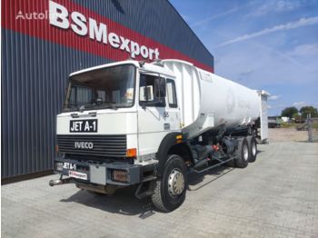 Tankwagen Für die Beförderung von Kraftstoff IVECO 330-30, 6x4, 26000 liter, JET A-1: das Bild 1