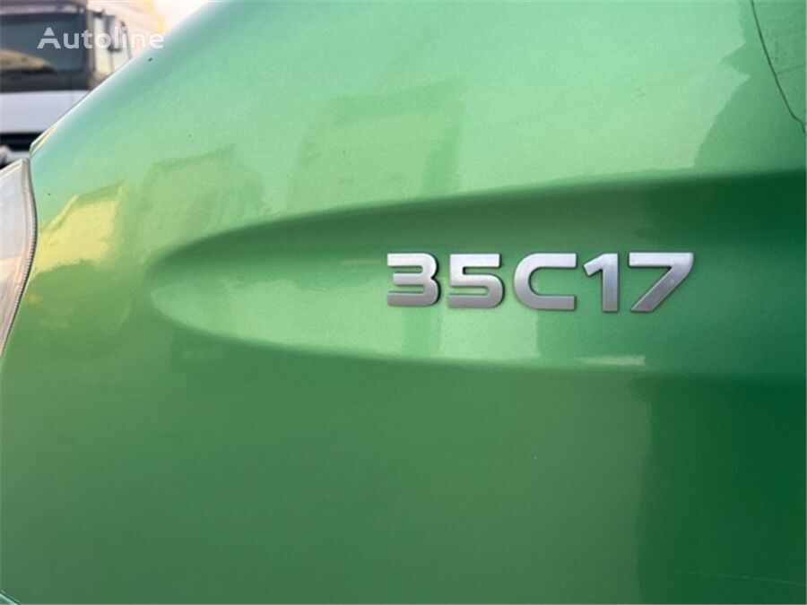 Fahrgestell LKW IVECO 35C17: das Bild 5