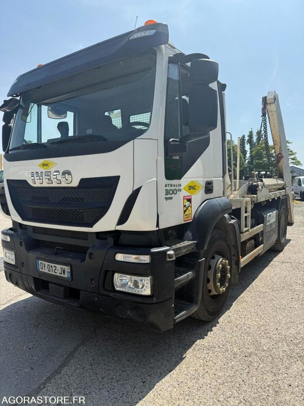 LKW IVECO STRALIS MULTIBENNE 4x2 - 2015 / 61000KM