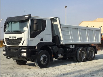 Kipper Iveco Trakker 380: das Bild 1