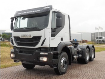 Fahrgestell LKW Iveco Trakker AT720T44TH ( 5 units ): das Bild 1