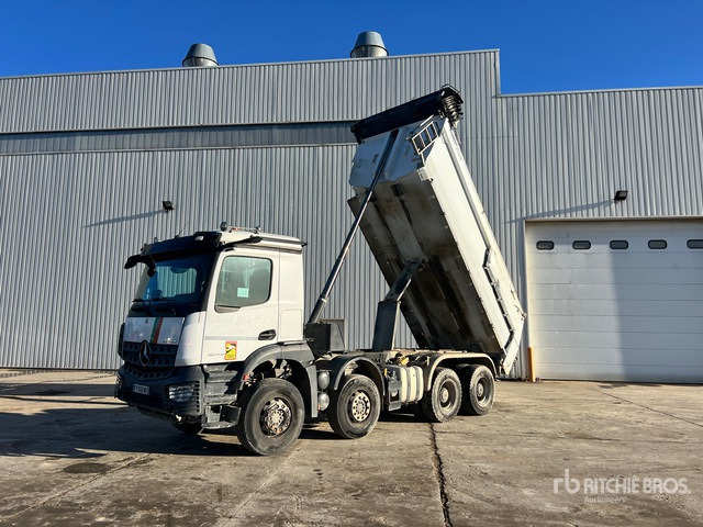 Kipper 2021 Mercedes-Benz Arocs 3243 8x4 Camion Benne Tri/A Dump Truck