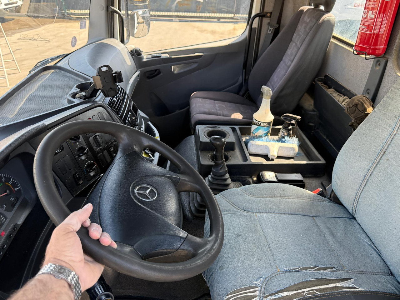 Kipper Camion bénne Mercedes Benz 2633 CC-057-HN