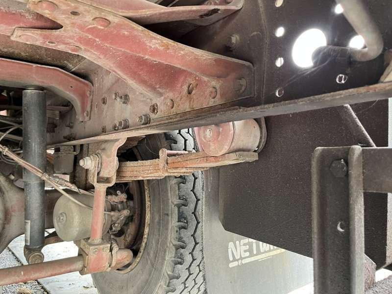 Kipper Iveco GRUE TECTOR 130E18