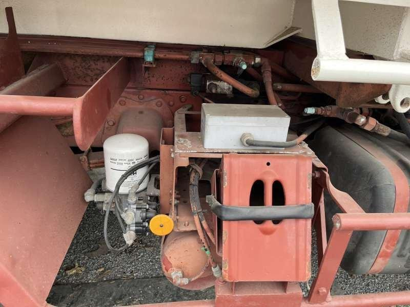 Kipper Iveco GRUE TECTOR 130E18