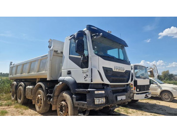Kipper Iveco Trakker 410