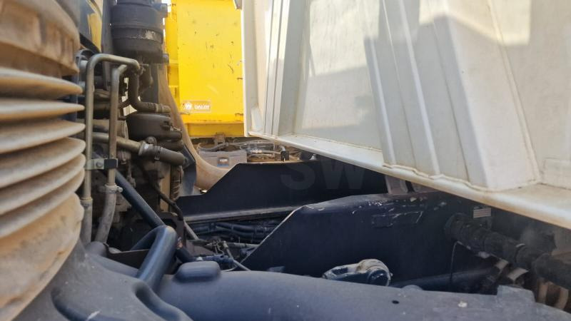 Kipper Iveco Trakker 410