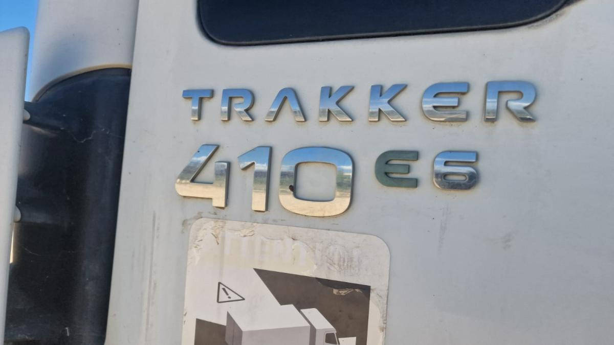 Kipper Iveco Trakker 410