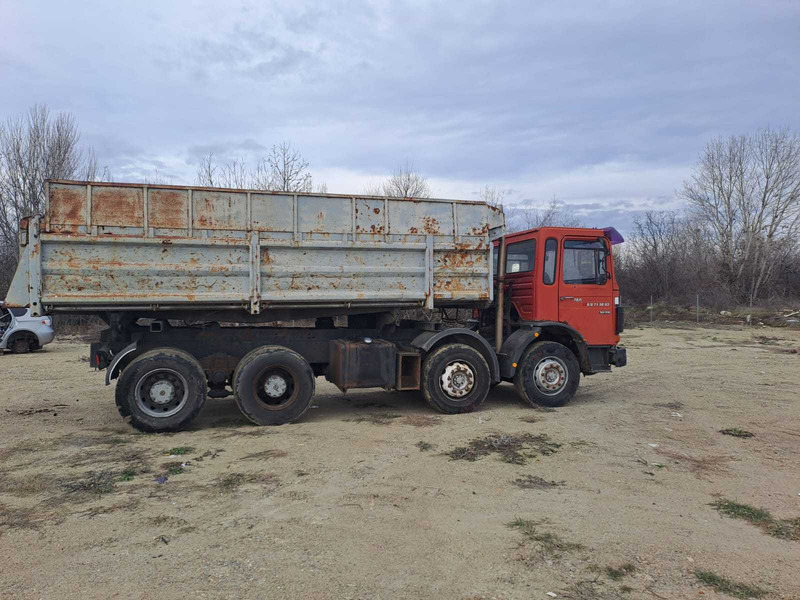 Kipper MAN 32.331 dump truck