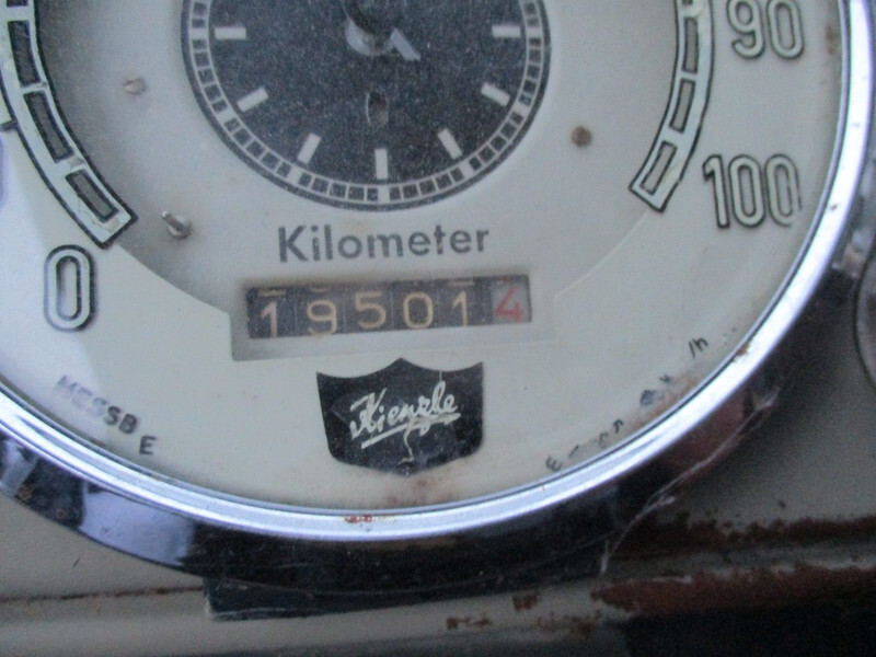 Kipper MAN 520 , 11-136 , 6 Cylinder , Manual , 3 way tipper , Oldtimer