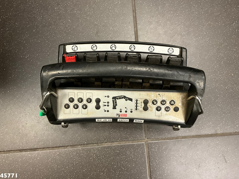 Kipper MAN TGS 26.320 6x2 Hiab 14 Tonmeter laadkraan Just 165.674 km!