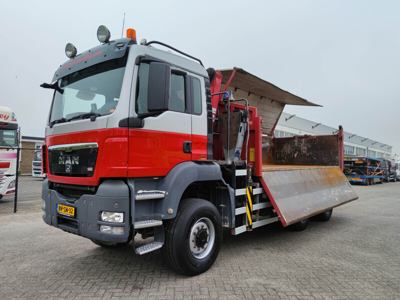 Kipper MAN TGS 26.400 6x6/4 Daycab Euro4 - HMF1643Z2 - Hyva 2-Zijdige Kipper 5.4m. - REBUILT ENGINE - TOP! (V584)