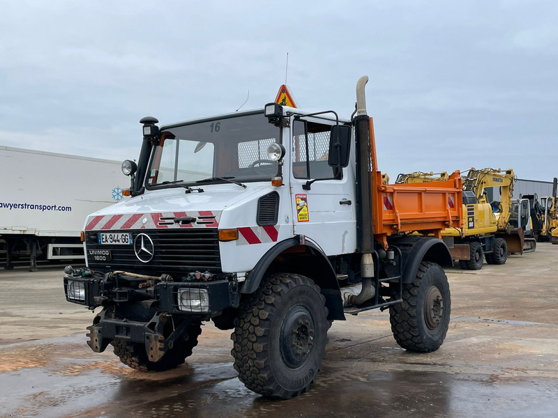 Kipper MERCEDESBENZ Unimog U1600