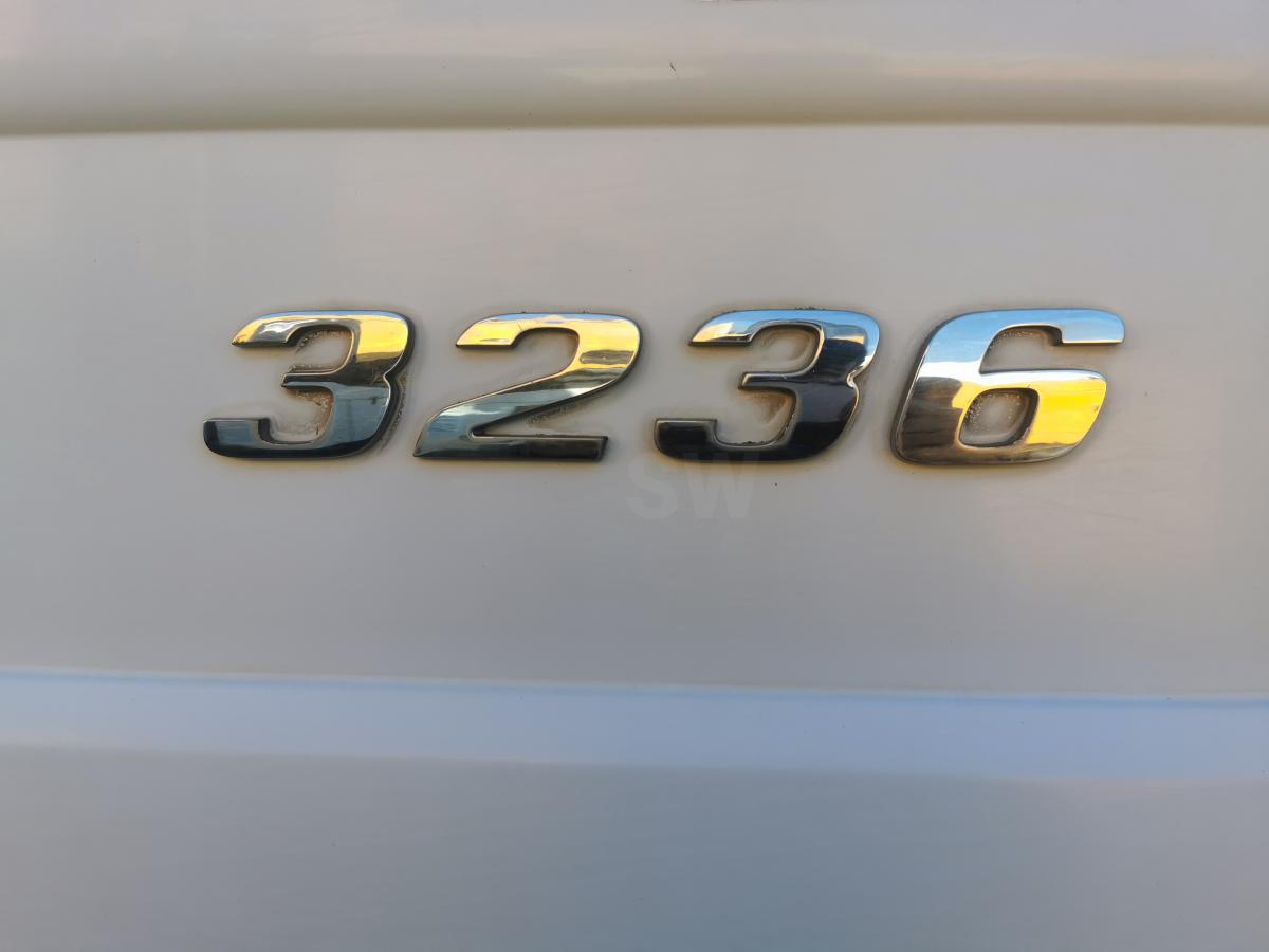 Kipper Mercedes Actros 3236