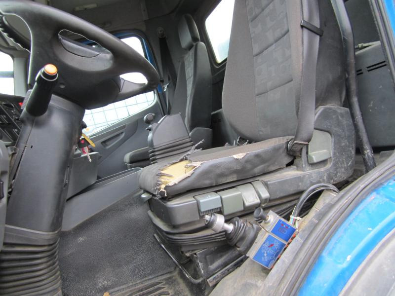 Kipper Mercedes Axor 3240