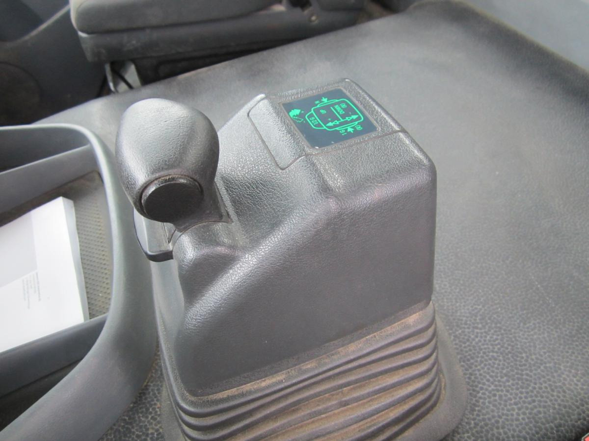 Kipper Mercedes Axor 3240