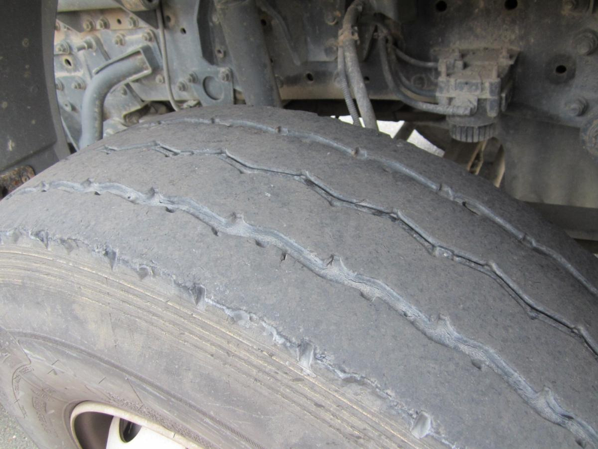 Kipper Mercedes Axor 3240