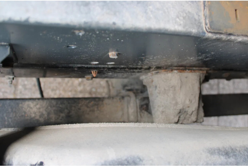 Kipper Nissan 45.13 + EURO 4 + C patent + tipper + MANUAL