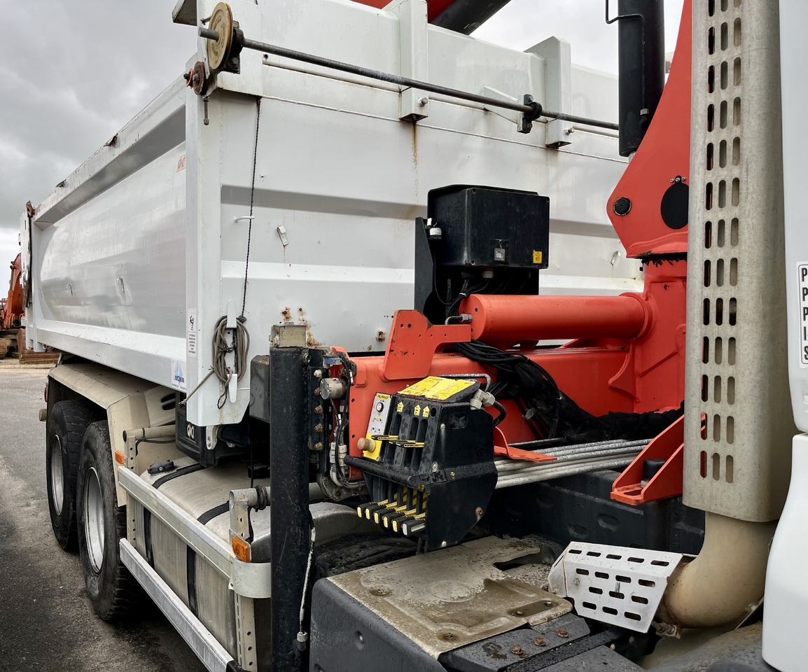 Kipper RENAULT Premium Lander 460dxi bibenne grue Palfinger pk16001