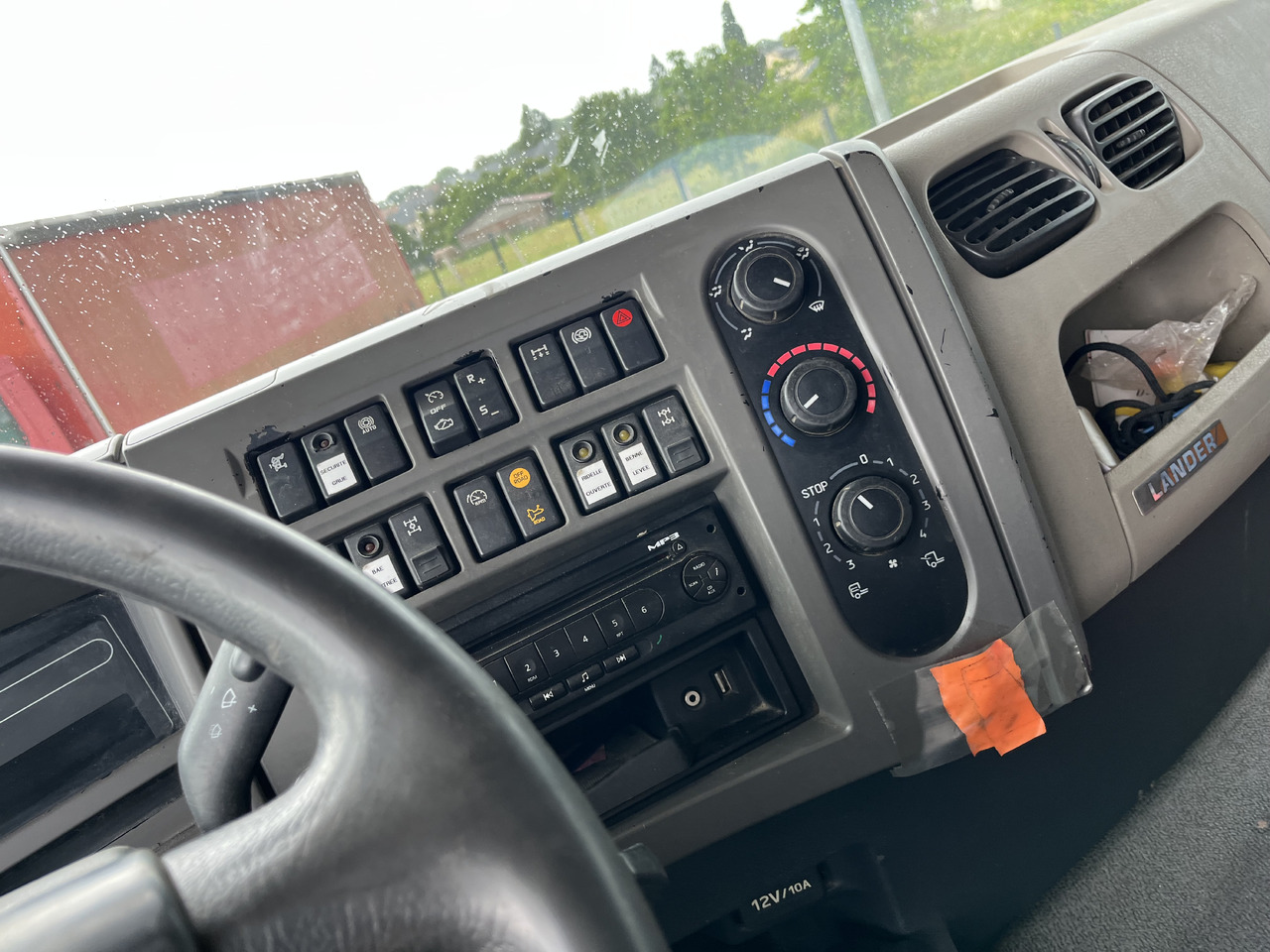 Kipper RENAULT Premium Lander 460dxi bibenne grue Palfinger pk16001