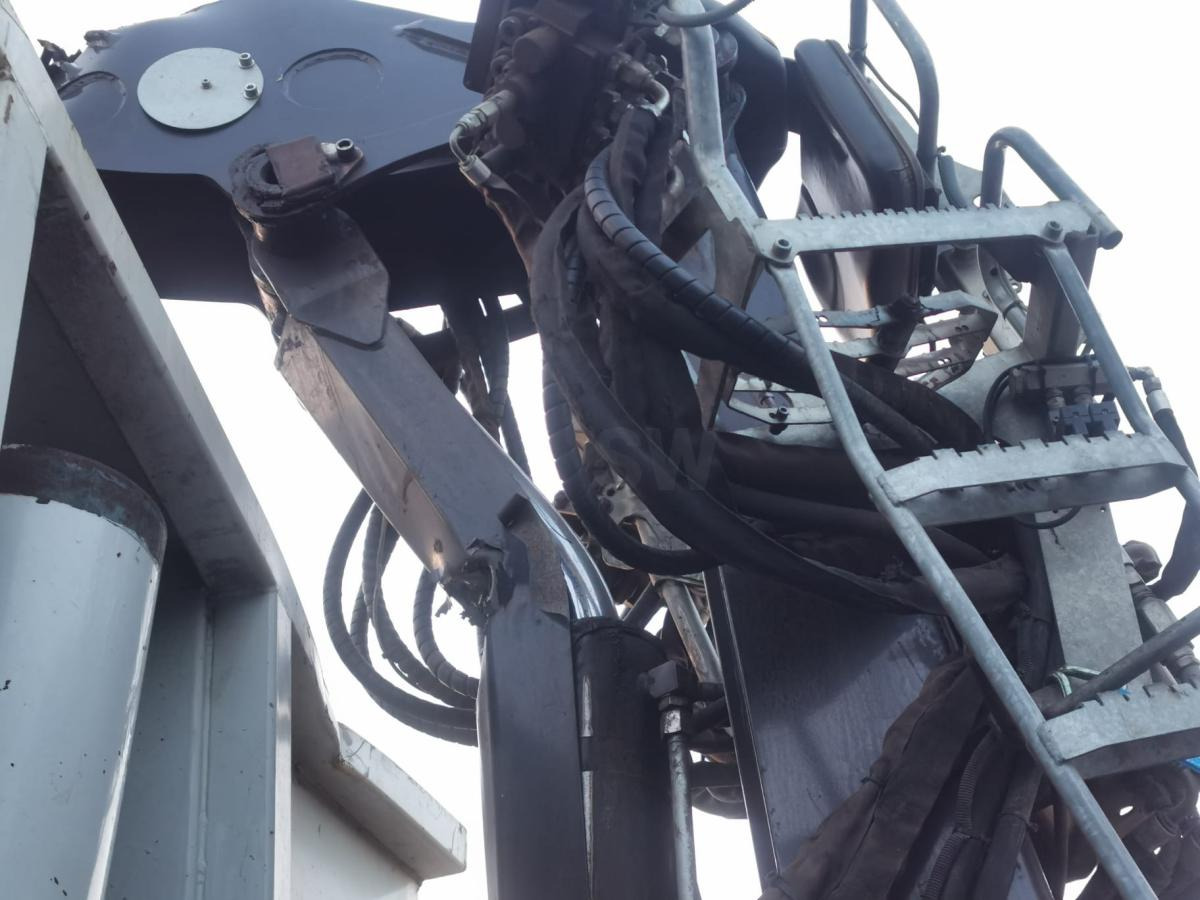 Kipper Renault C-Series 460