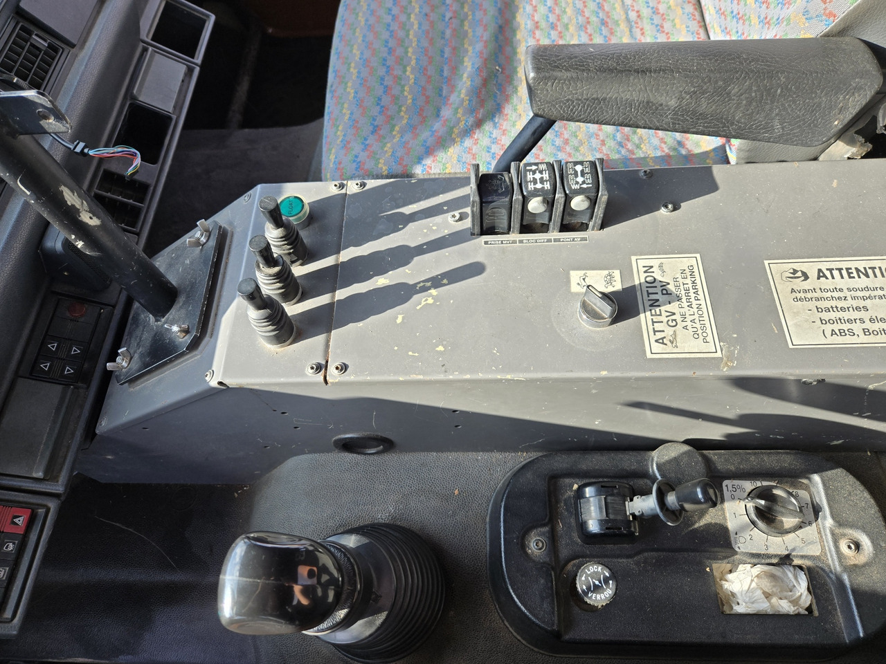 Kipper Renault G250 4x4