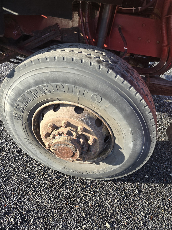 Kipper Renault G300 / 4x4