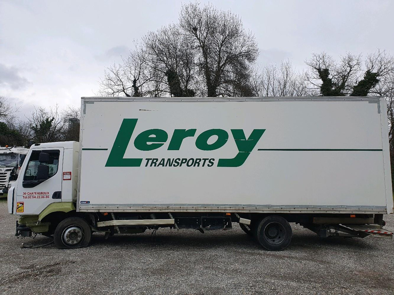 Koffer LKW RENAULT D 12 DTI 215