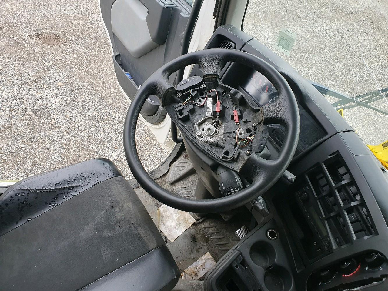 Koffer LKW RENAULT D 12 DTI 215