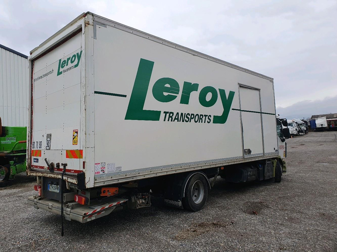 Koffer LKW RENAULT D 12 DTI 215