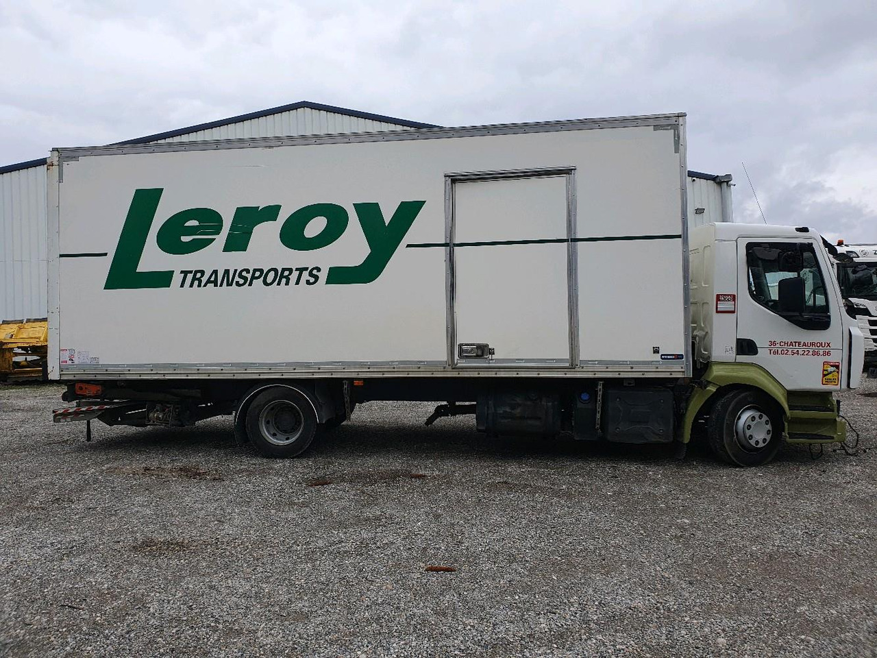 Koffer LKW RENAULT D 12 DTI 215