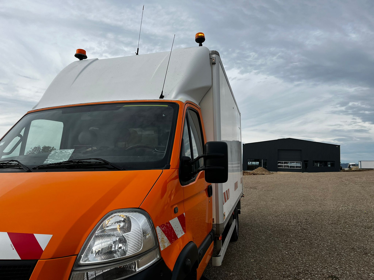 Koffer LKW RENAULT Mascott DCI 160 CAISSE + HAYON