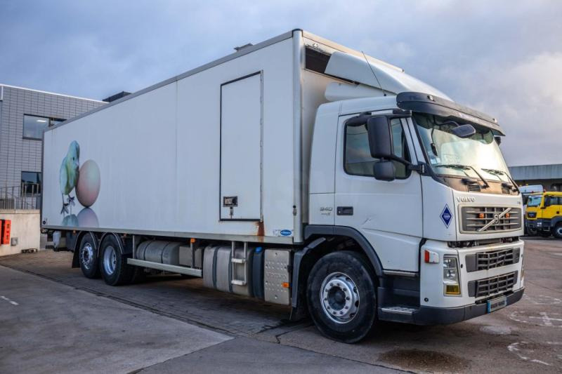 Kühlkoffer LKW Volvo FM340+POUSSIN/CHICKEN/KUIKEN/KÛKEN