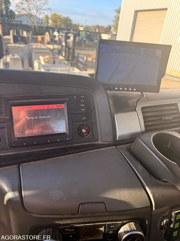 LKW MAN 8x4 - 32-400 BiBenne grue - 11.2014 / 375000 KM