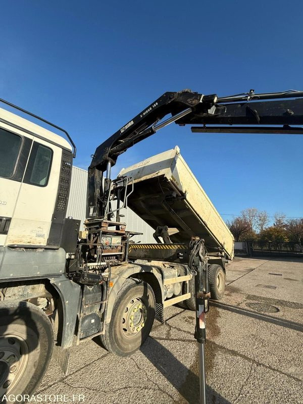 LKW MAN 8x4 - 32-400 BiBenne grue - 11.2014 / 375000 KM
