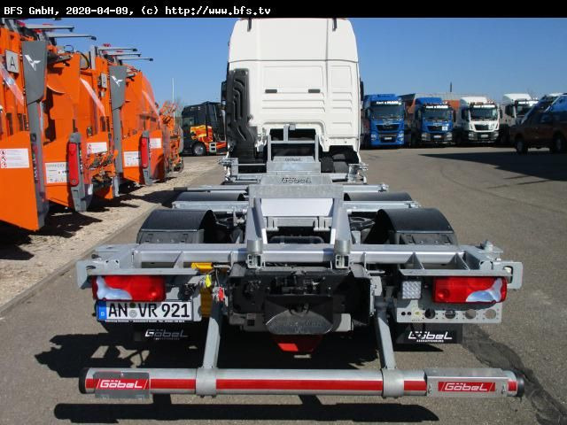Containerwagen/ Wechselfahrgestell LKW MAN TGX 26.510 6x2-2 LL Multiwechsler: das Bild 3