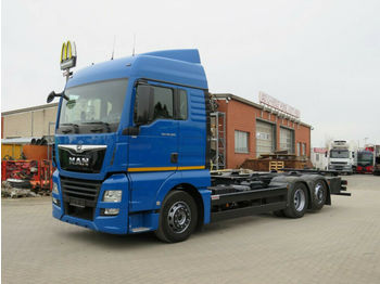 Containerwagen/ Wechselfahrgestell LKW MAN TG-X 26.460 6x2 BDF: das Bild 1