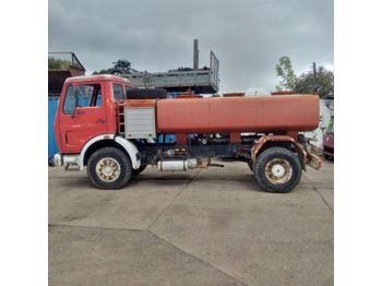 Tankwagen MERCEDES-BENZ 1613 left hand drive 6 cylinder 7000 litres WATER: das Bild 1