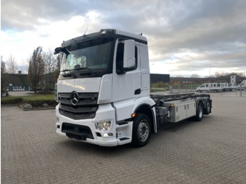 Containerwagen/ Wechselfahrgestell LKW Mercedes Antos 2536 6x2-4: das Bild 1